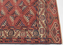 Yomud Turkmen Rug - 4’ x 5'10