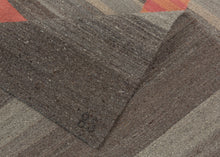 Raíces - 5'10 x 6'3