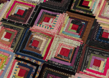 Graphic Log Cabin Quilt - 4’6 x 5’5