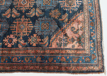 Lustrous Hamadan Rug - 4'5 x 6'5