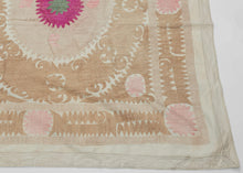 Vintage Suzani - 6'11 x 11'6