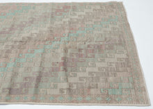 Mid Century Konya Rug - 4'2 x 7'7