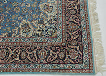 Vintage Nain Rug - 5'3 x 7'7