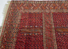 Antique Tekke Turkmen Ensi Rug - 4'9 x 5'3