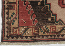 Vintage Anatolian Rug - 5'9 x 8'4