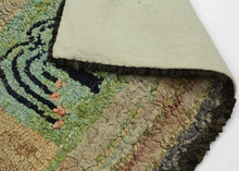 Early 20th Century Hooked Rug - 1'8 x 4'4