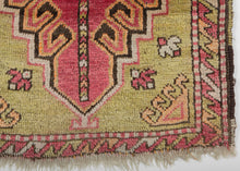 Turkish Yastik Rug  - 1'8 x 2'11