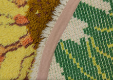 Vintage Latch Hook Sunflower Rug - 3'2 x 3'2