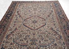 Ivory Heriz Rug - 8' x 10'8