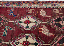 Vintage Shiraz Rug - 4'1 x 6'5