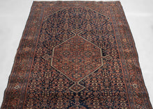 Antique Farahan Rug - 4’2 x 6’6