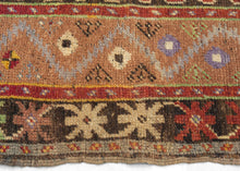 Nigde Prayer Rug - 3’6 x 5’11