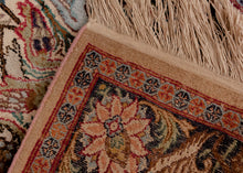 Pictorial Indian Rug - 2'6 x 4'5