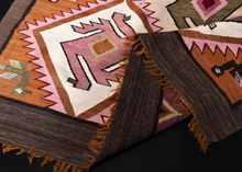 Vintage Peruvian Kililm - 3'11 x 5'