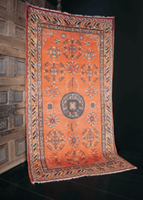Khotan Rug - 4'7 x 8'9