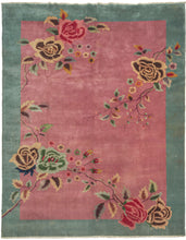 This deco is simple yet stunning with a dusty pink field and sage border. Large scale two-tone roses are rendered in yellow & brown, red & pink, and evergreen & mint with dramatic effect and with no regard for border or field. 